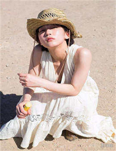 人与自然狼,时尚魔女